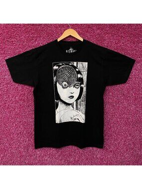 Junji Ito Collection Uzumaki Spiral Eye Horror Manga T-Shirt Large